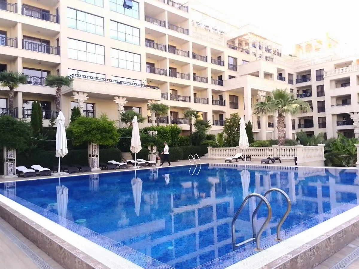 Aparthotel Golden Sands Hotel